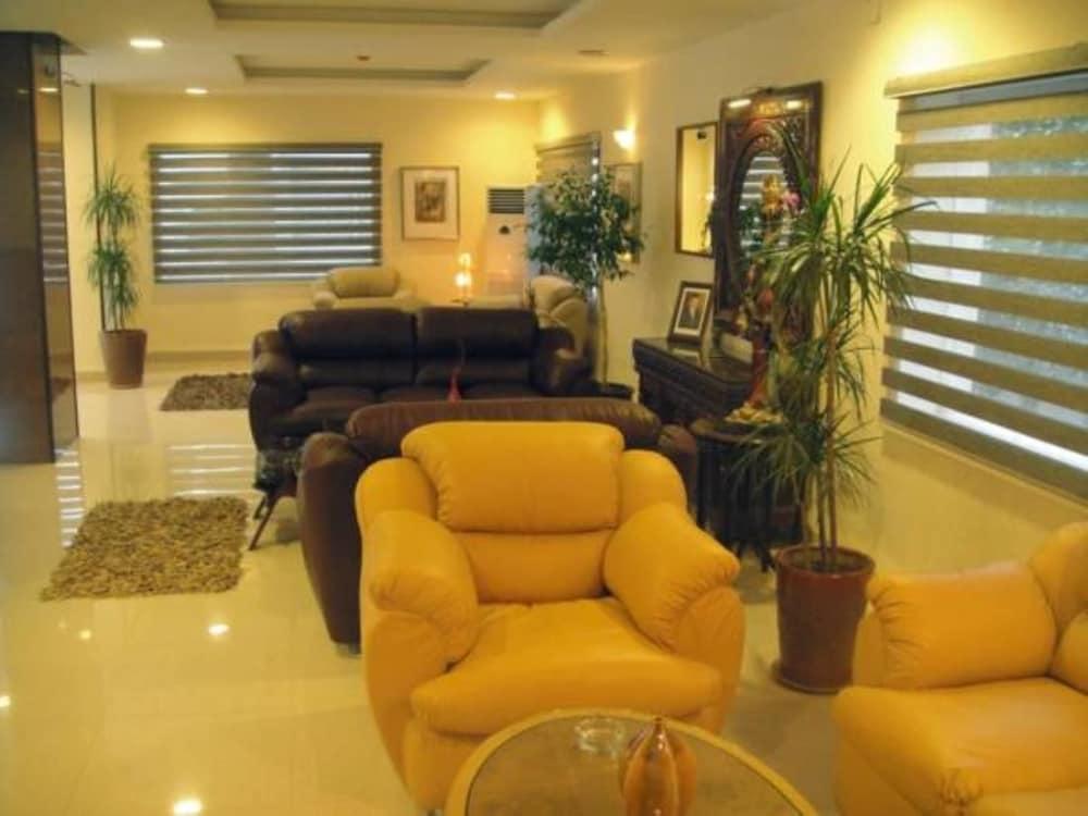 Renad Hotel عمان المظهر الخارجي الصورة